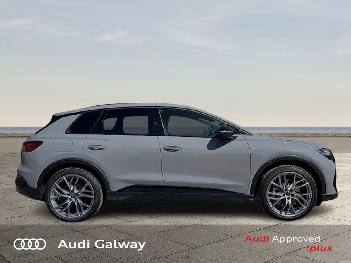 Audi Q4 e-tron E-TRON 45 BLACK EDITION A/T  *BIG B - Image 4