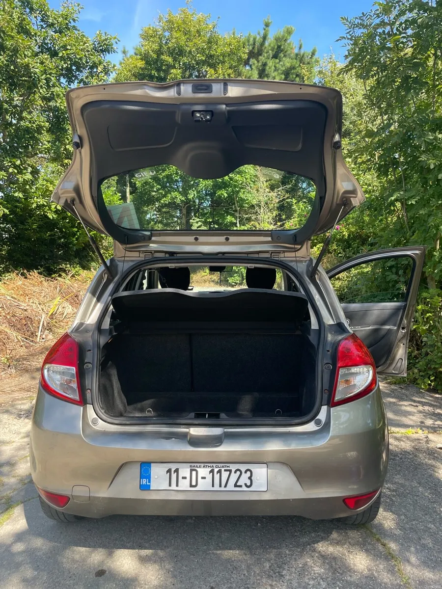 Renault clio - Image 6