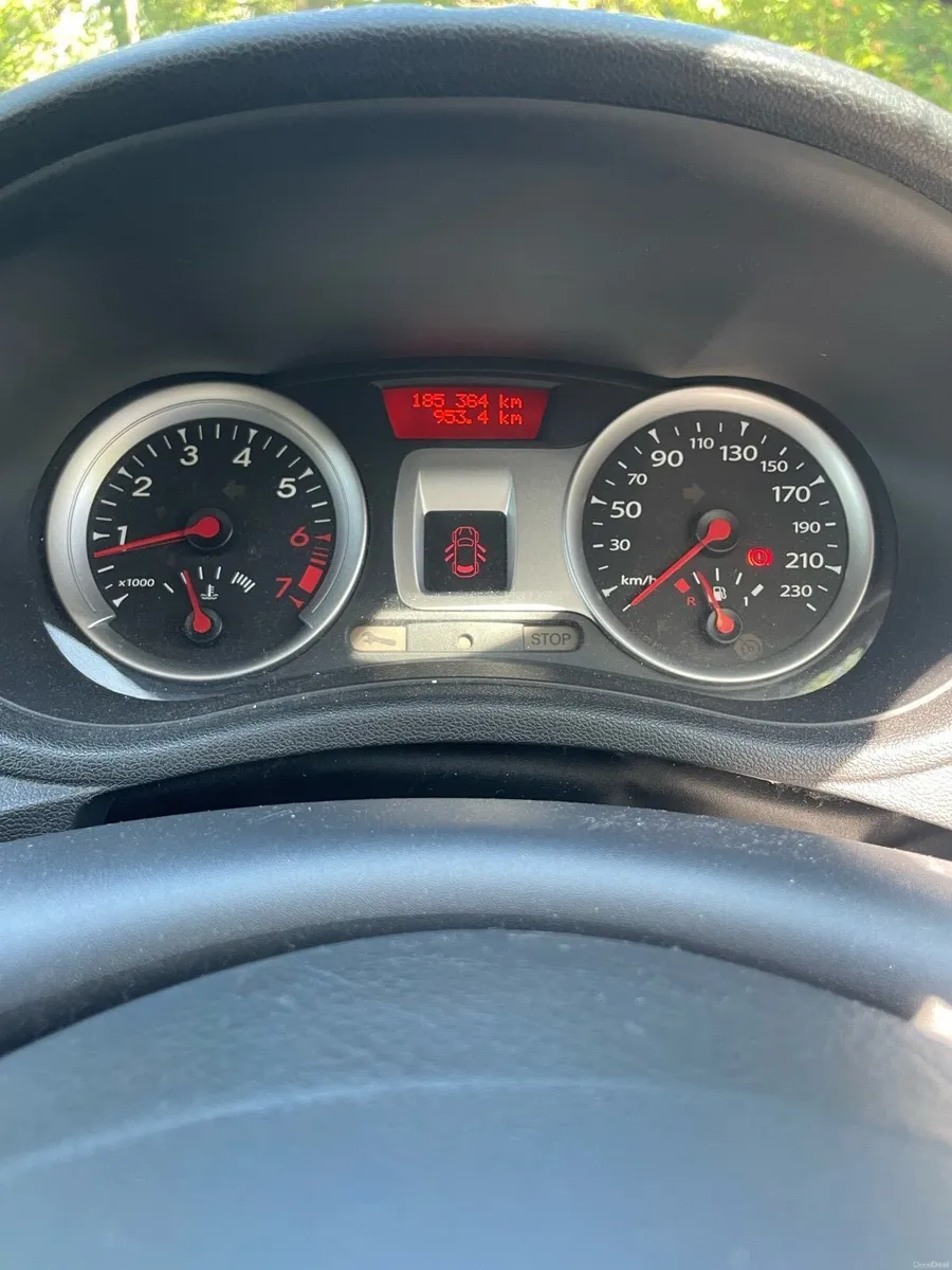 Renault clio - Image 5