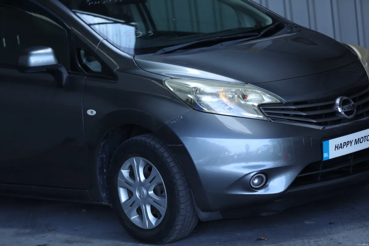 Nissan Note 2013 great condition - Image 2