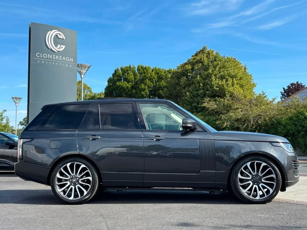 Land Rover Range Rover 4.4 Vogue SE SDV8 339PS 5DR - Image 2