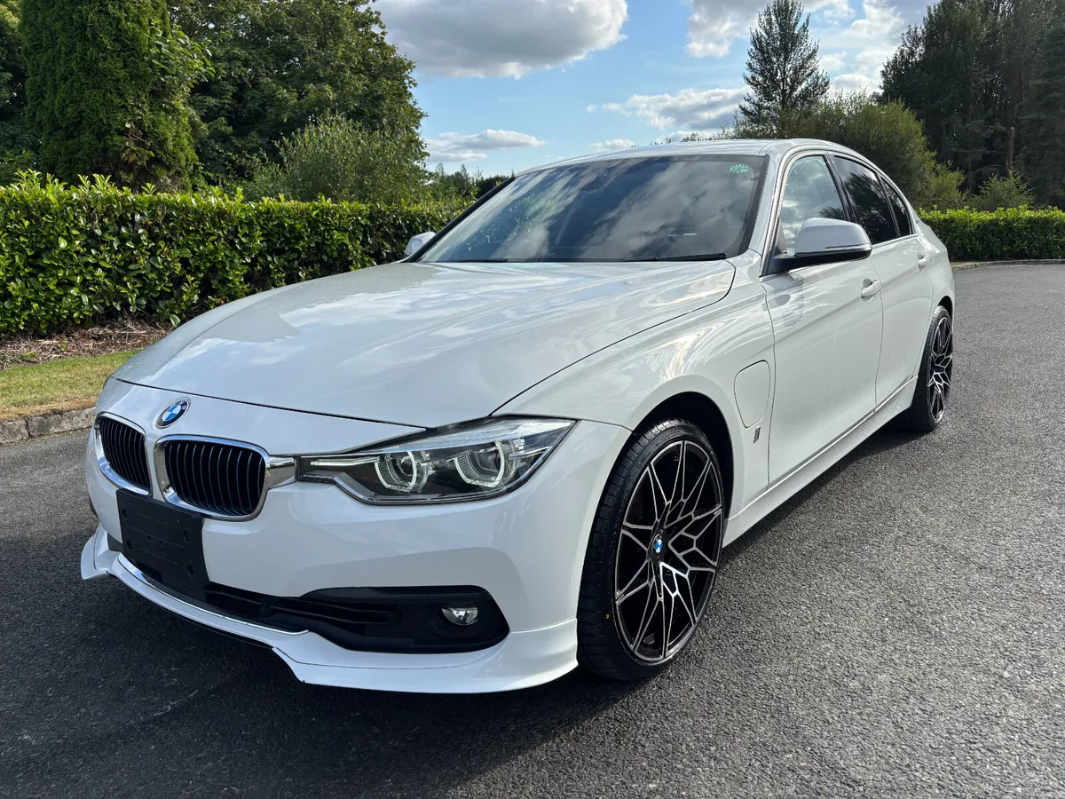 BMW 330E LUXURY AUTO 2017 - Image 1