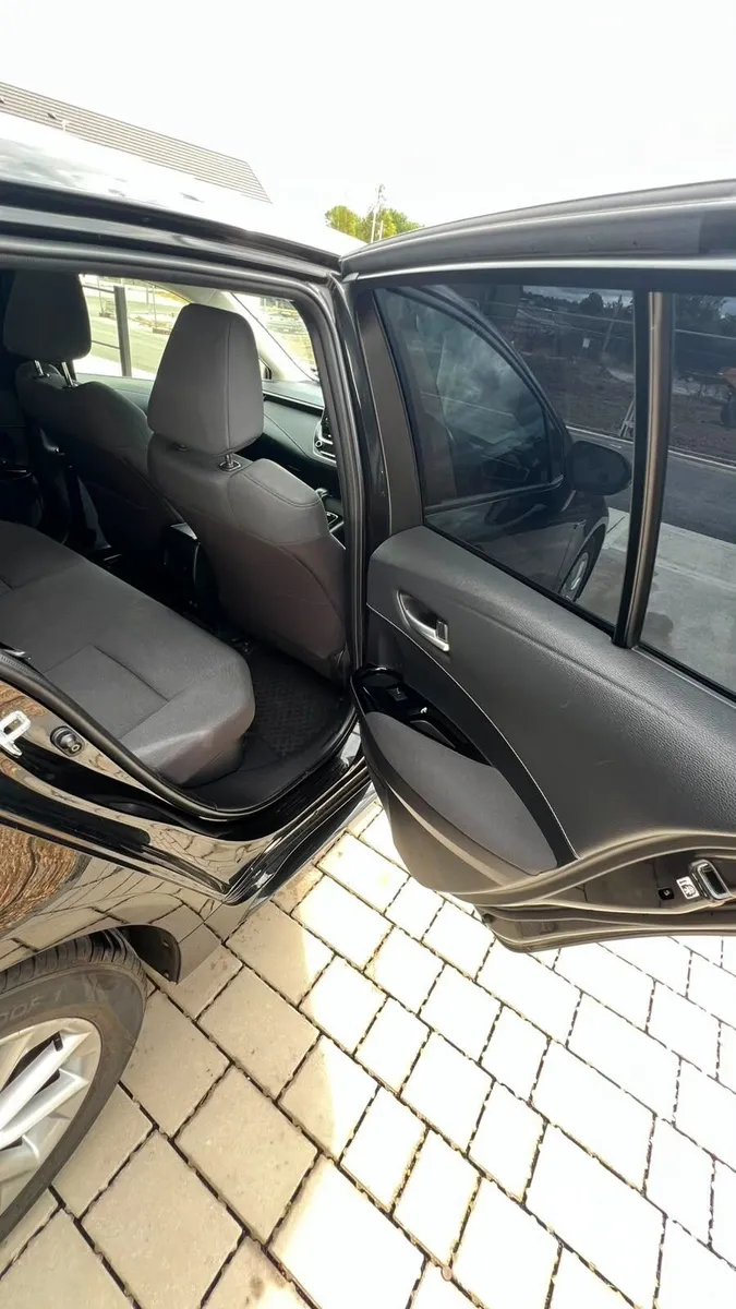 Toyota Corolla 2020 - Image 5