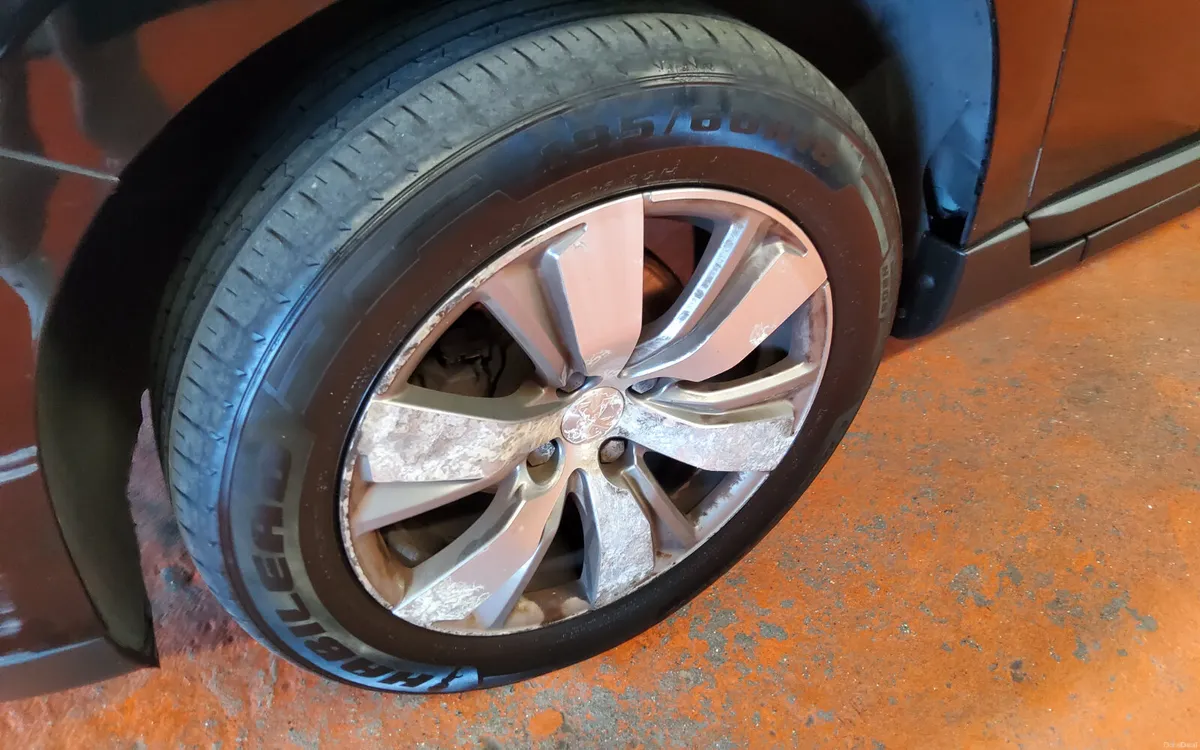 Peugeot 2008 2016 - Image 4