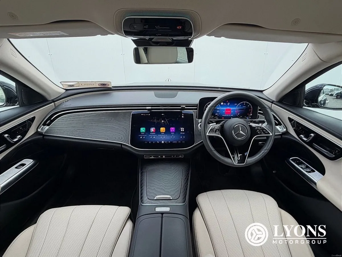 Mercedes-Benz E-Class 220D Avantgarde Plus - Image 4