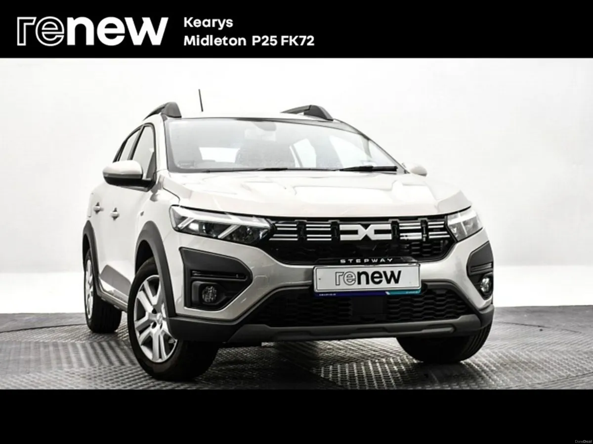 Dacia Sandero Stepway TCe 90 Expression - Image 1