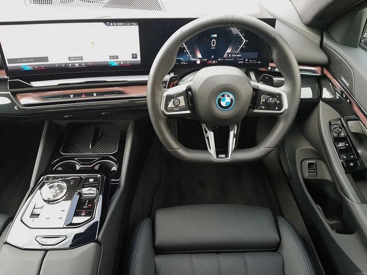 BMW 5-Series 530e M Sport Pro - Image 5