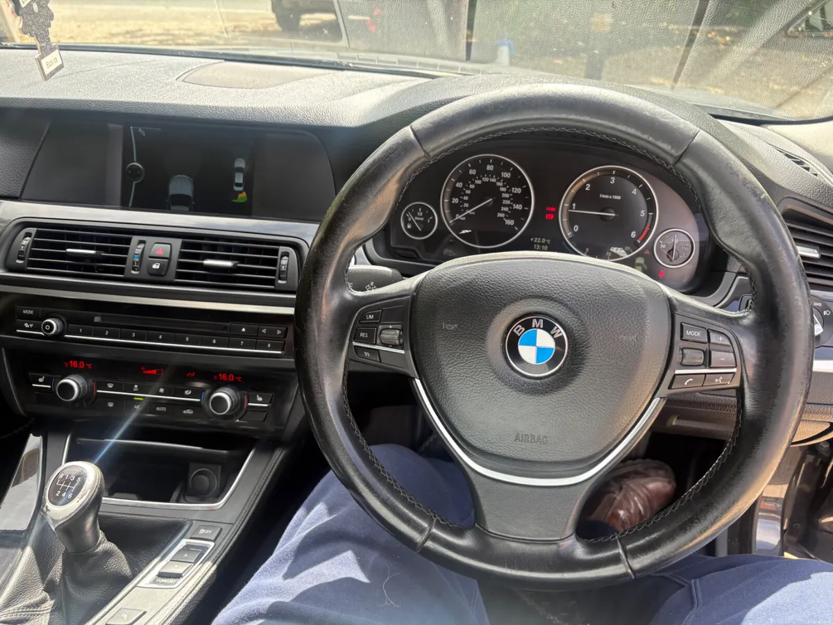 BMW 5-Series 2012 , diesel , manual - Image 3