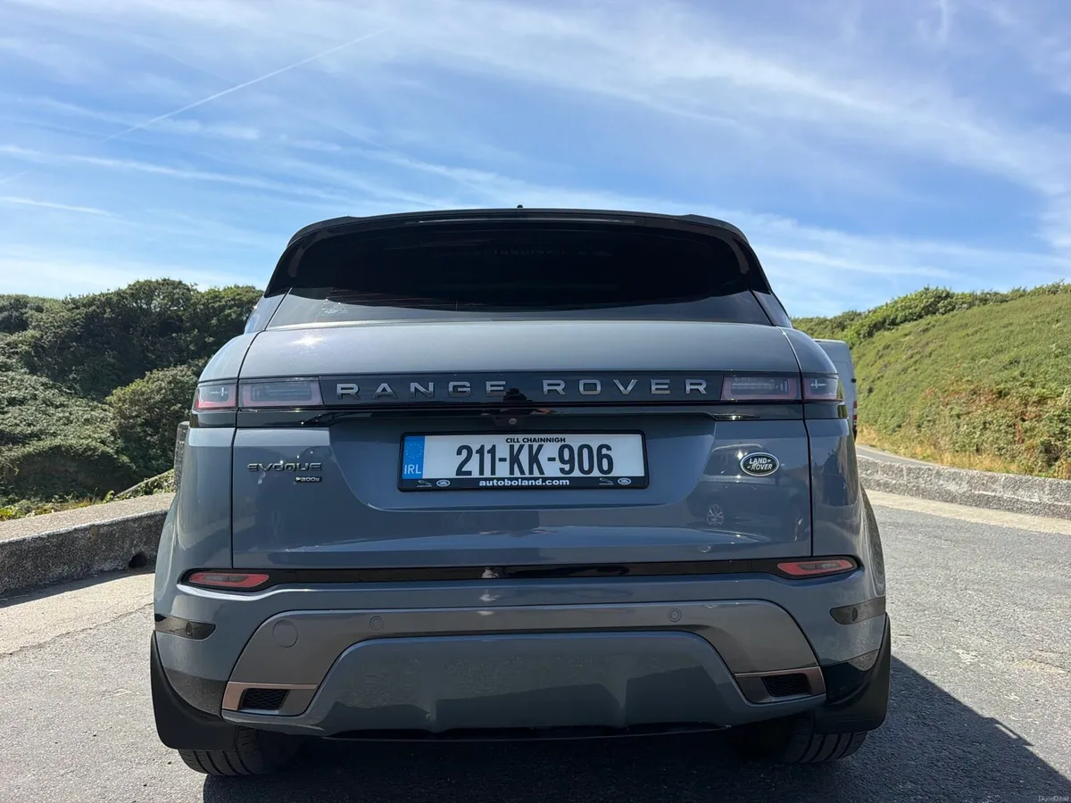 Land Rover Range Rover Evoque P300e R-Dynamic - Image 2