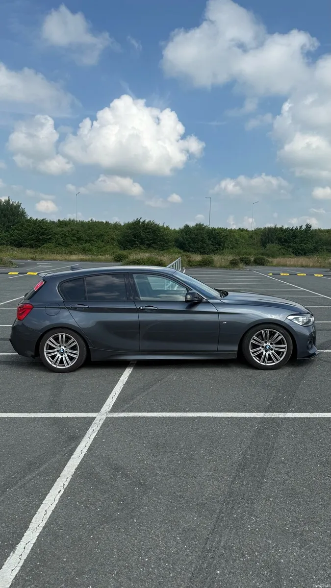 2016 BMW 1-Series *BMW 118i* M-SPORT - Image 4