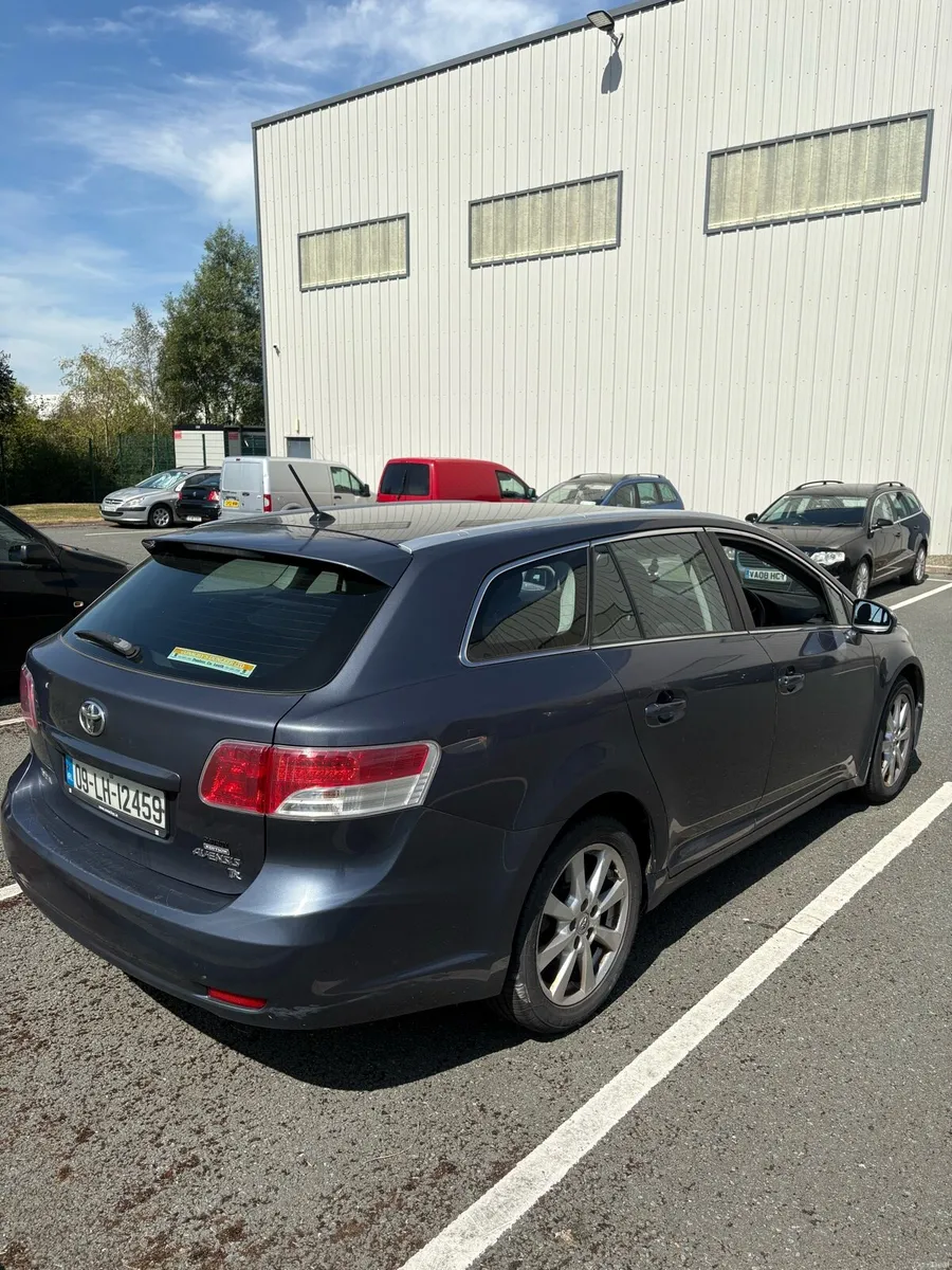 Toyota Avensis D4D TR - Image 4