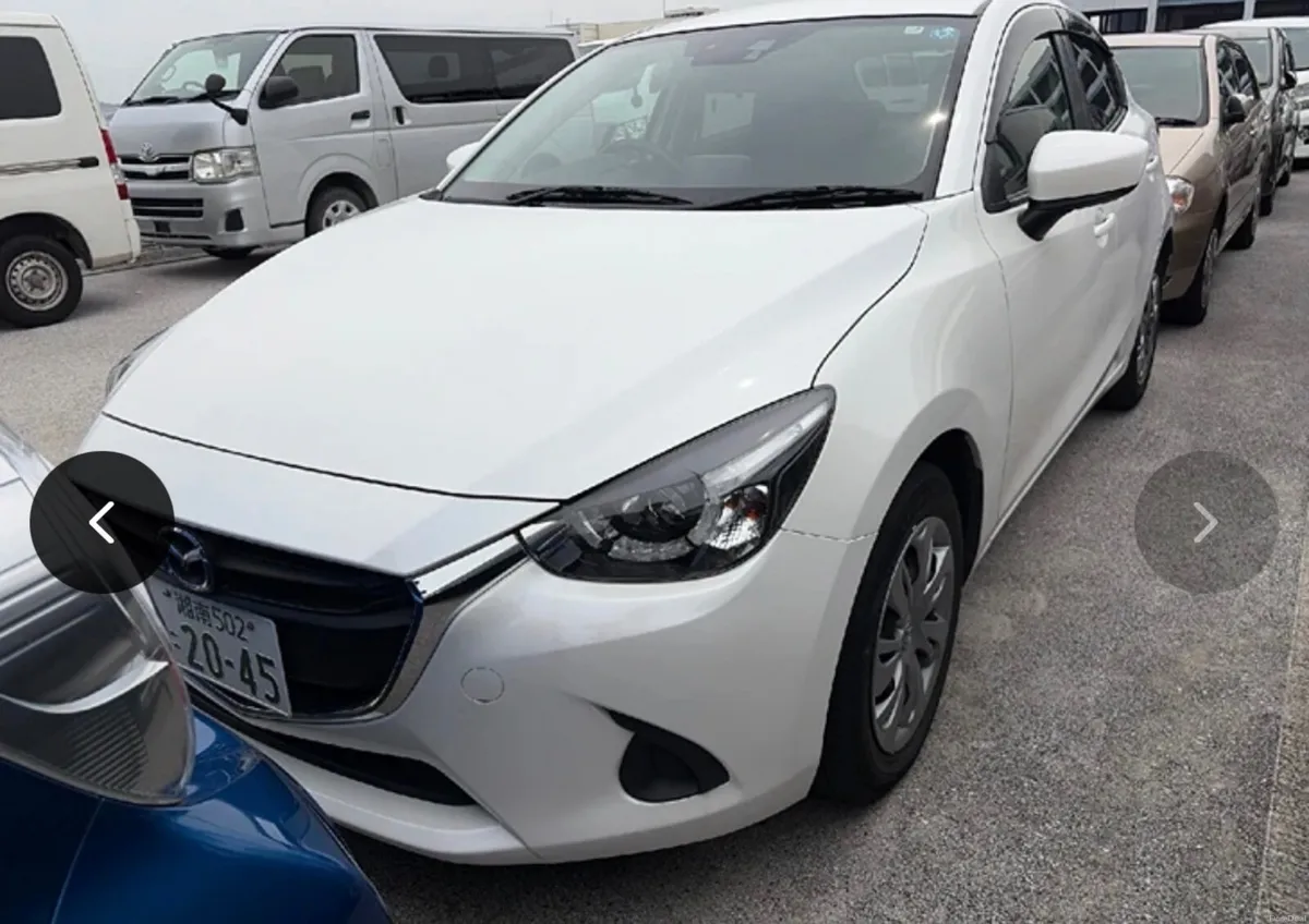 🔵 Mazda Demio/2 1.3 Petrol Automatic Low Km - Image 1