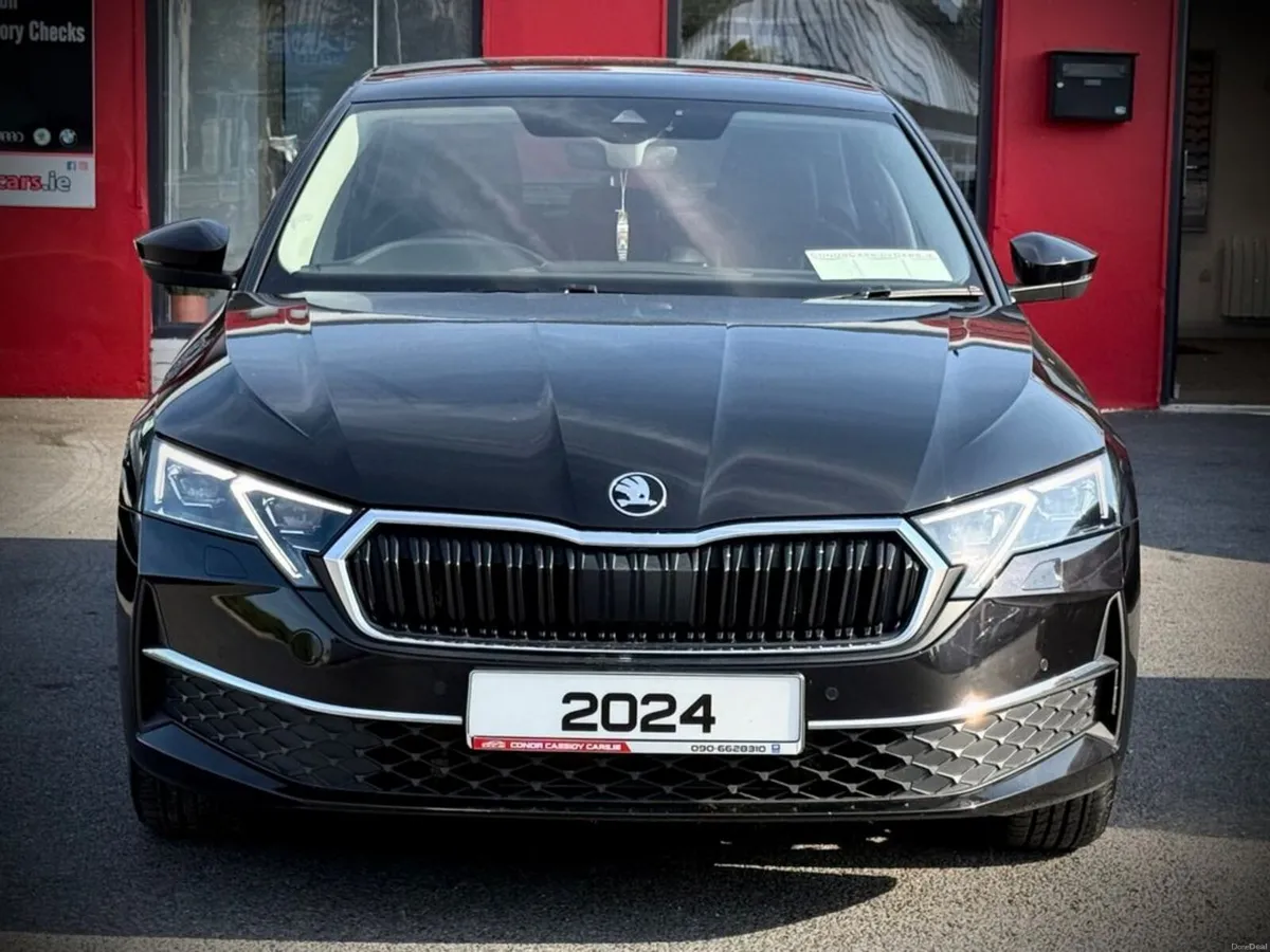 Skoda Octavia FIRST EDITION 1.5TSI DSG AUTO // FUL - Image 2