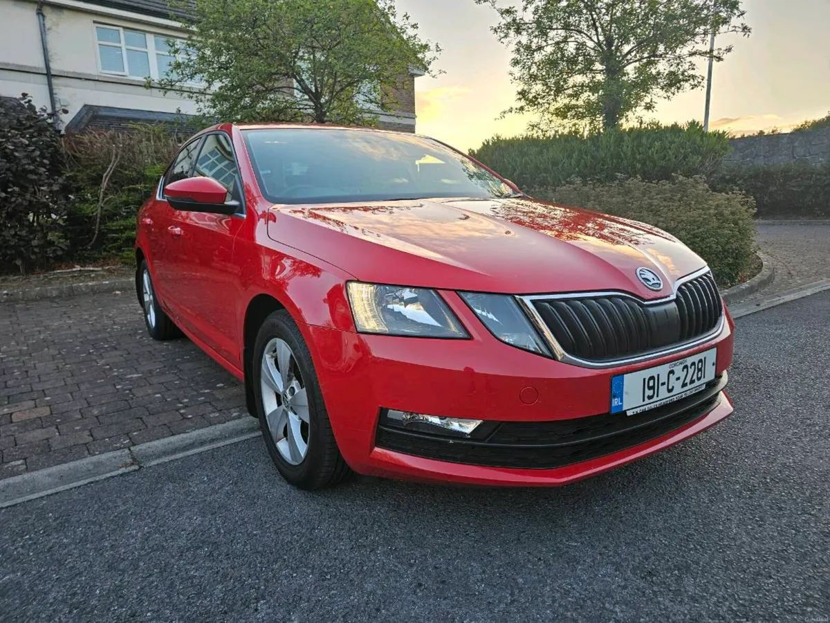 2019 Škoda Octavia 1L TSI Well maintained. - Image 3