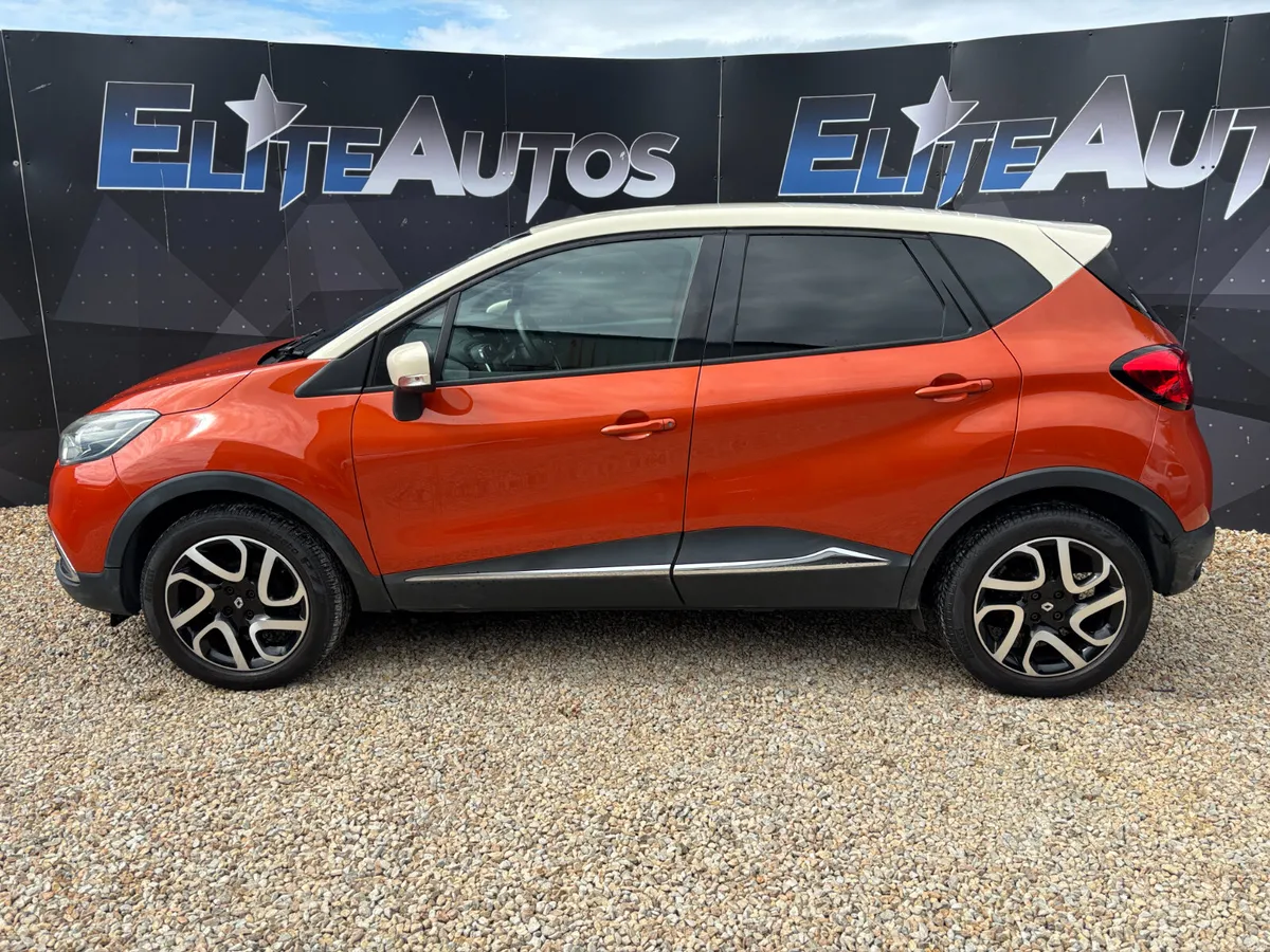 Renault Captur 1.2 TCE Automatic 2017 - Image 2