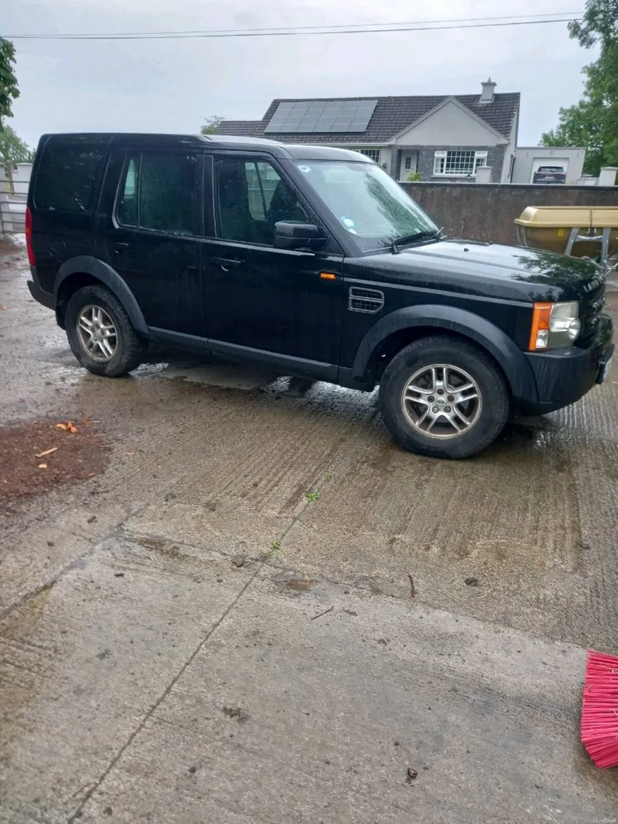 Land Rover - Image 2