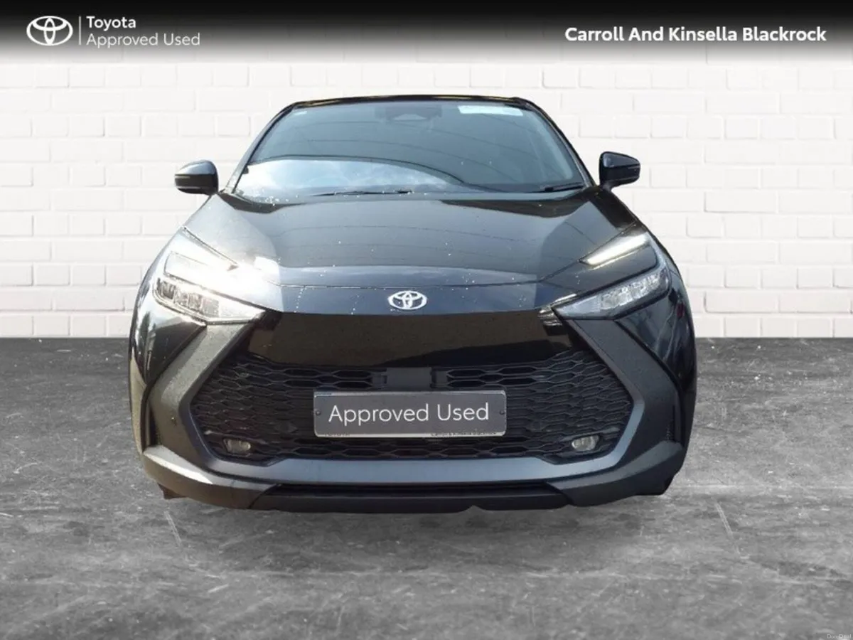 Toyota C-HR Phev Sport - Image 5