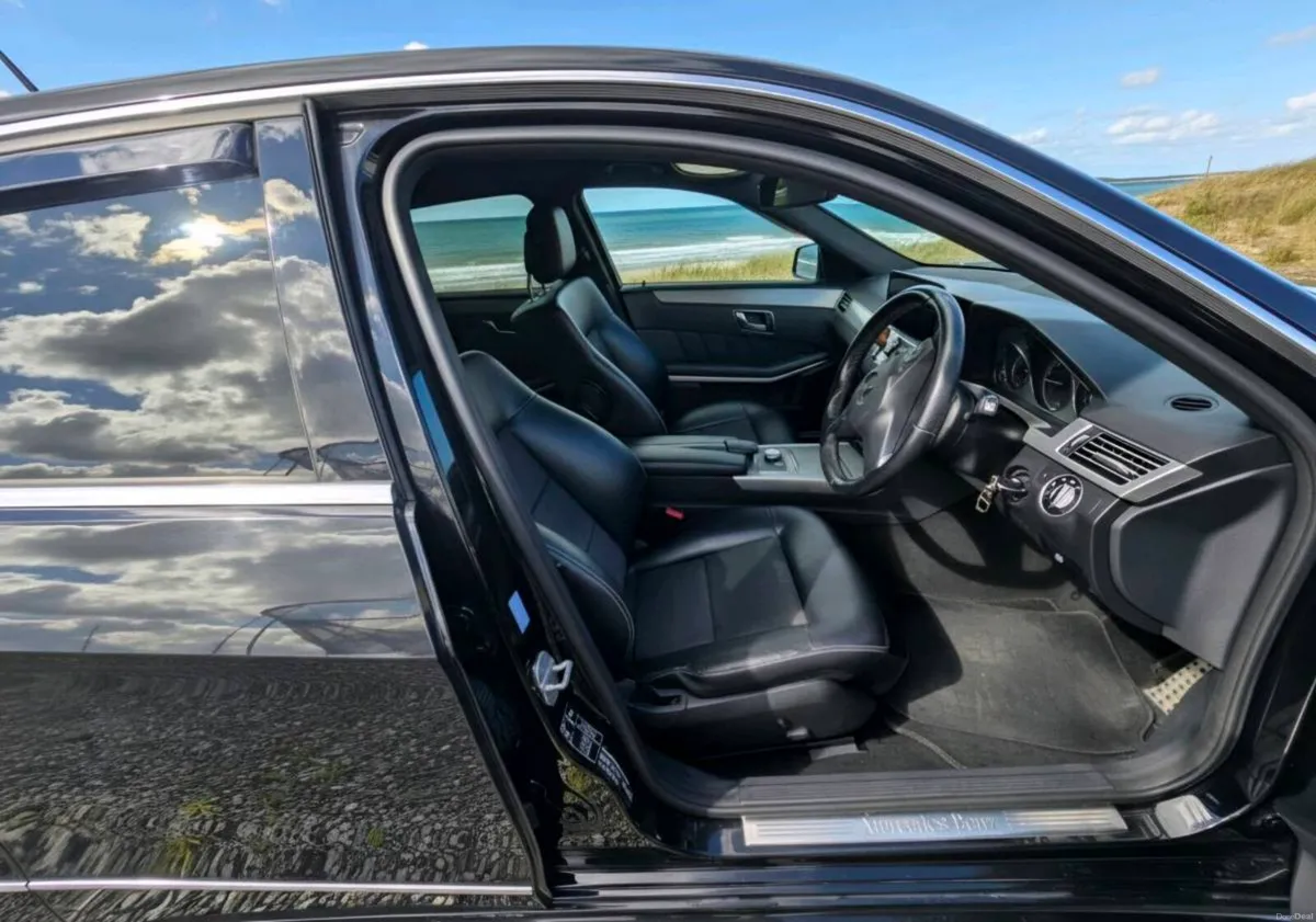 Mercedes-Benz E250 2012 - Image 5
