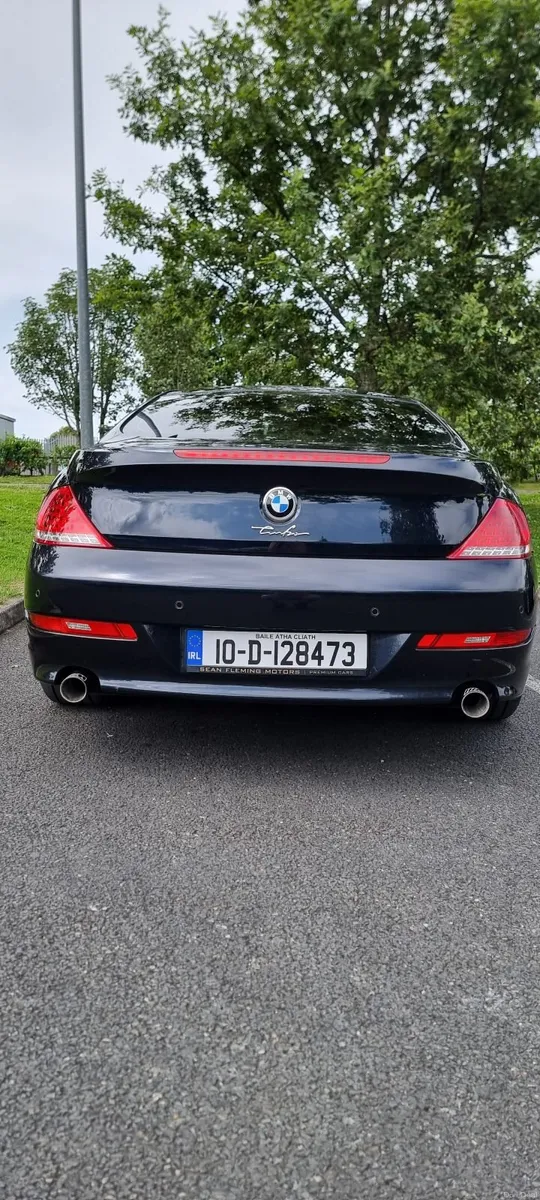 BMW 6-Series 2010 - Image 2