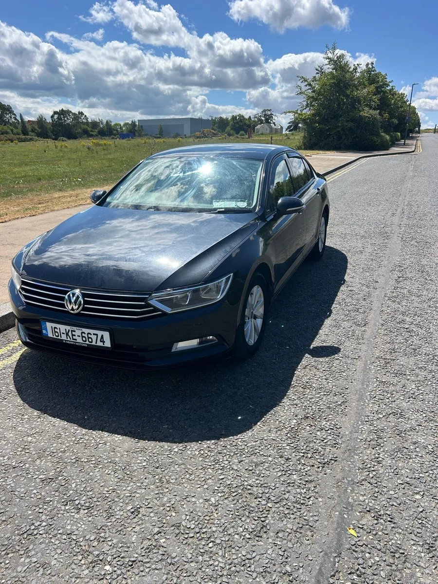Volkswagen Passat 2016 - Image 5