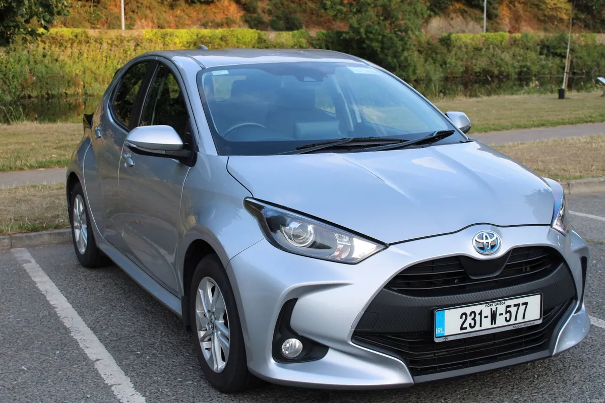 Toyota Yaris 2023 , 1 Owner , Irish car - Image 3