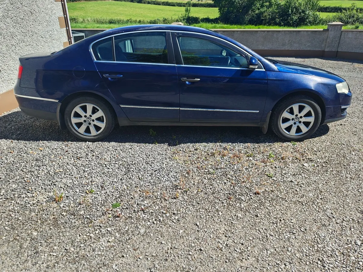 Volkswagen Passat 2007 - Image 4