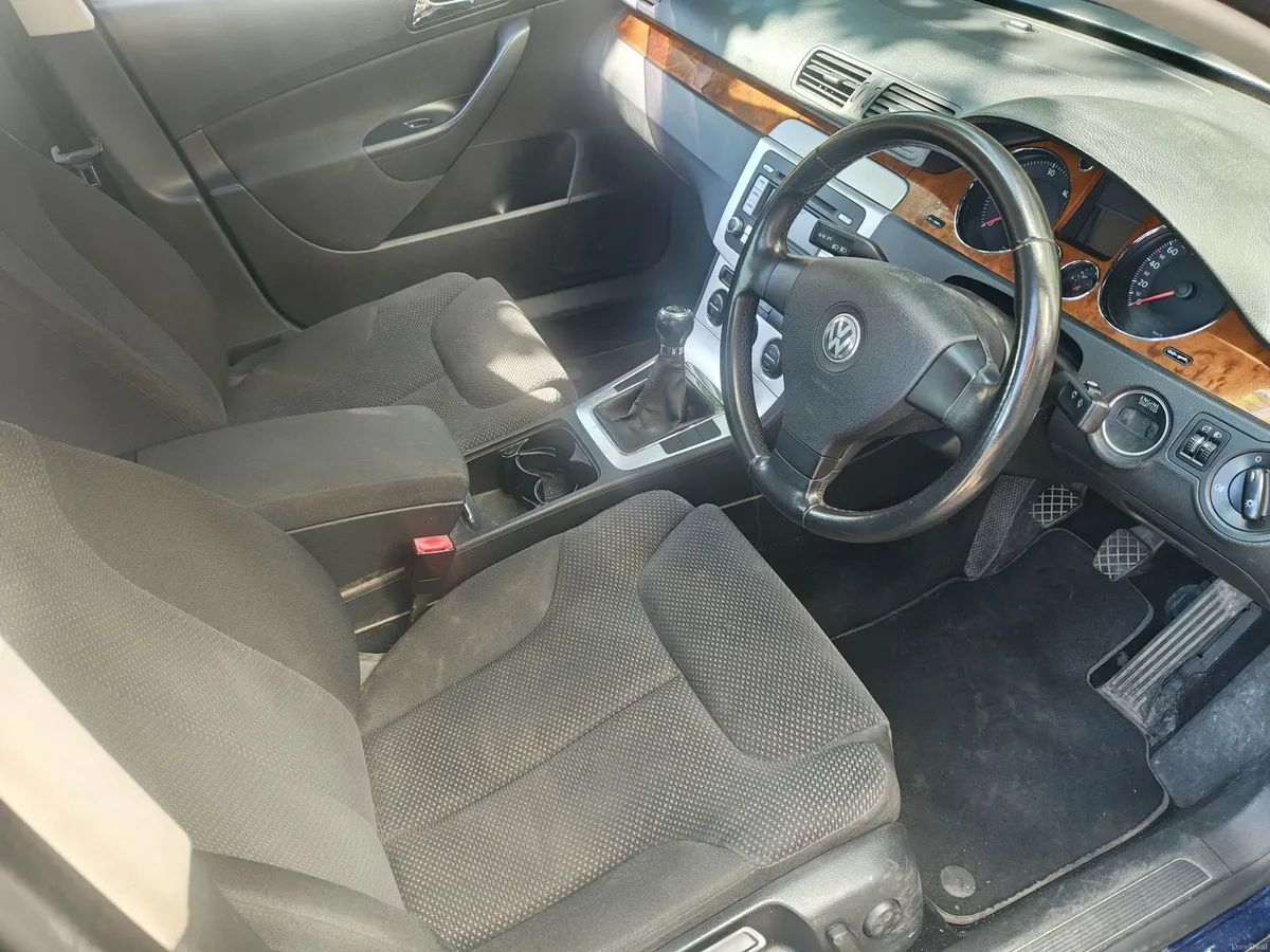 Volkswagen Passat 2007 - Image 6