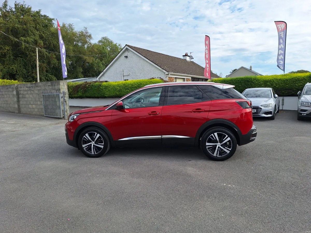 Peugeot 3008 1.5 HDI Allure *High Spec/Half Leathe - Image 4