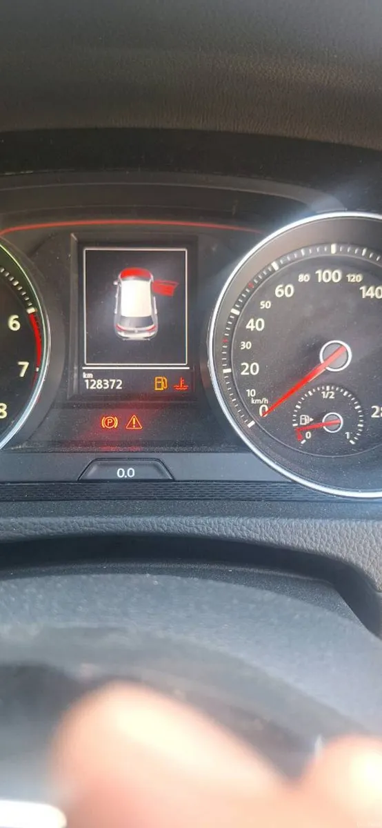 Volkswagen Golf gti  2013 needs repair - Image 6