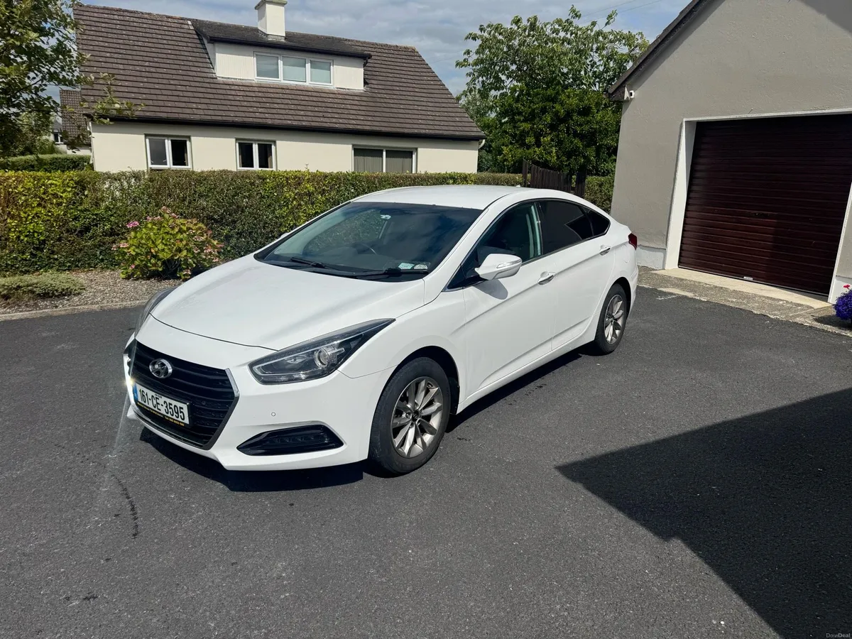 Hyundai i40 1.7 CRDI EXECUTIVE 115bhp - Image 1