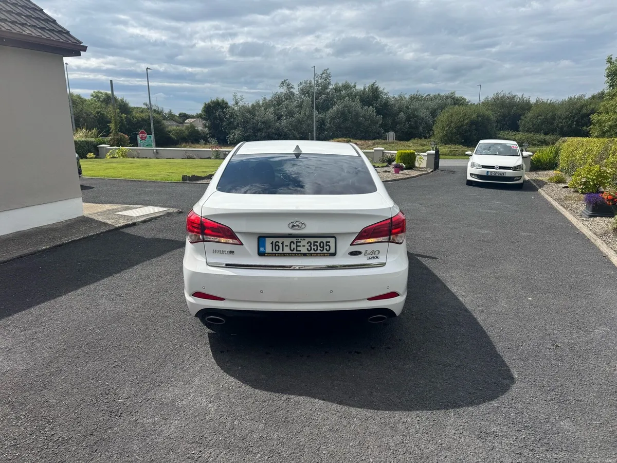 Hyundai i40 1.7 CRDI EXECUTIVE 115bhp - Image 4