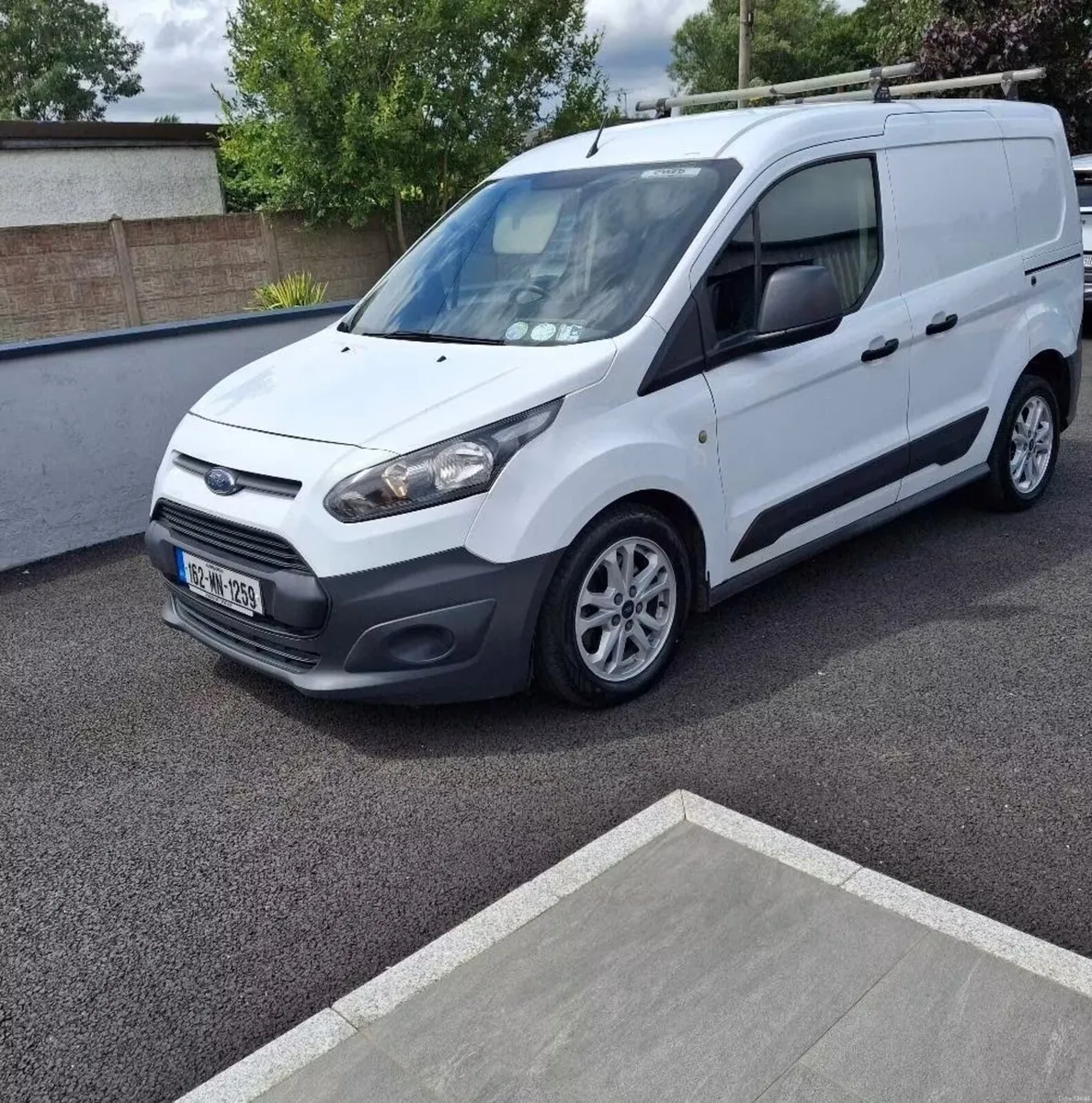 2016 Ford Transit Connect – Excellent Condition - Image 3