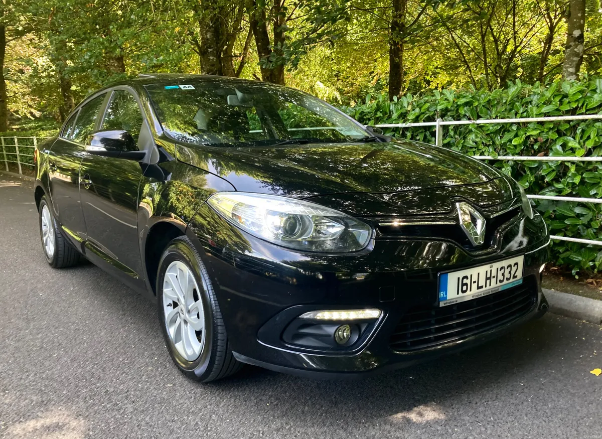 Renault Fluence Deluxe SE Edition only 130k kms - Image 2