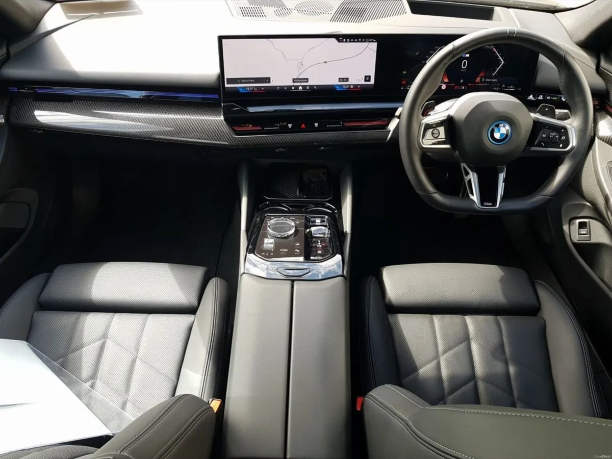 BMW 5-Series 530e M Sport - Image 2