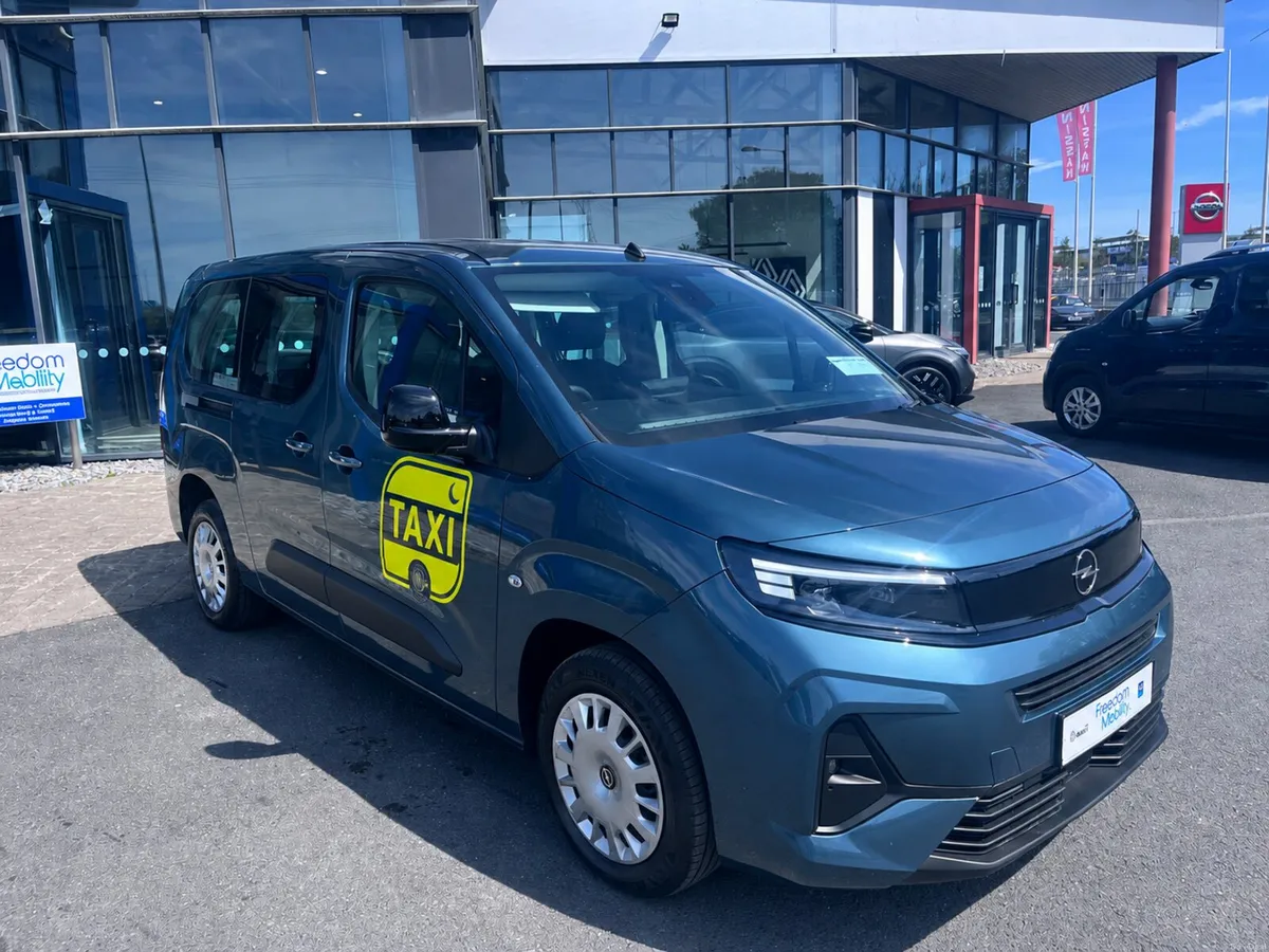 Opel Combo  Auto Taxi Spec, WAV - Image 1