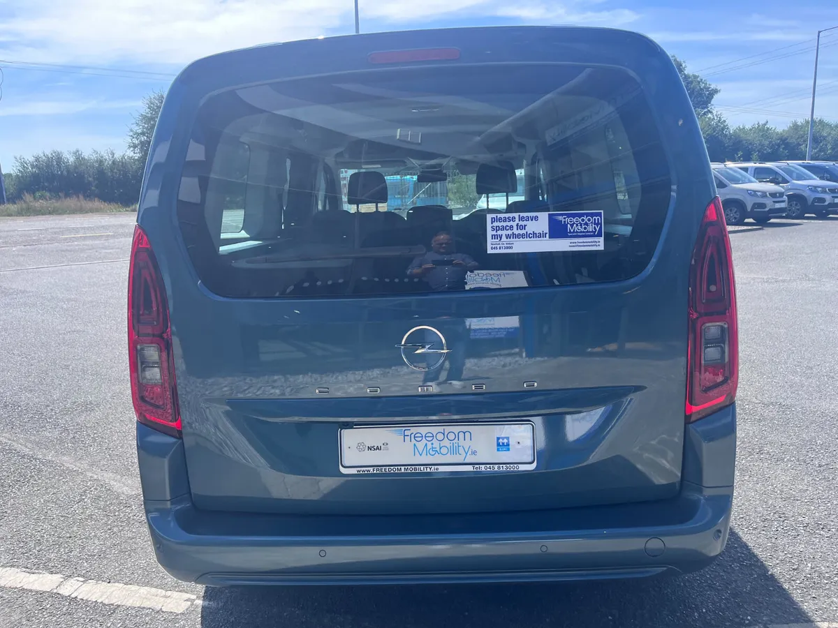 Opel Combo  Auto Taxi Spec, WAV - Image 5