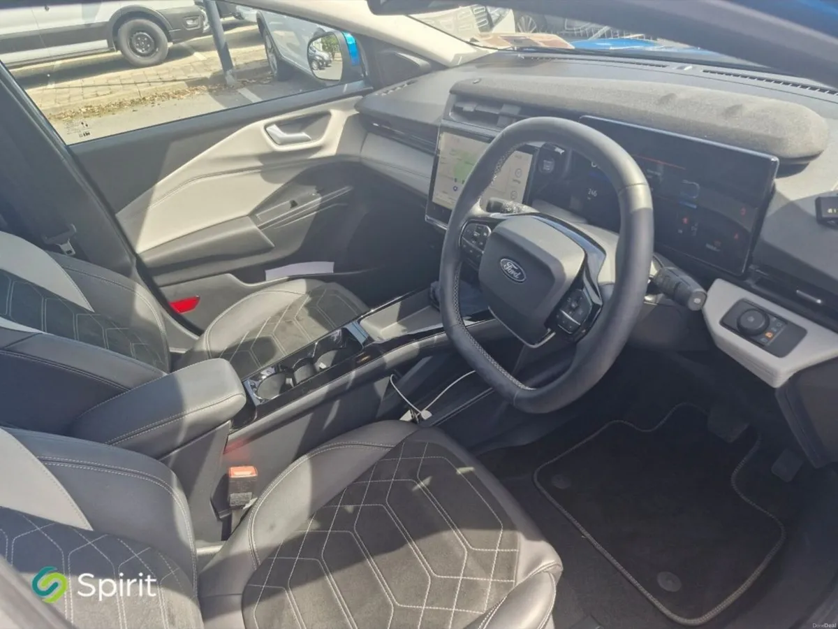 Ford Puma Full Electric WLPT 360KMS Premium - Image 3