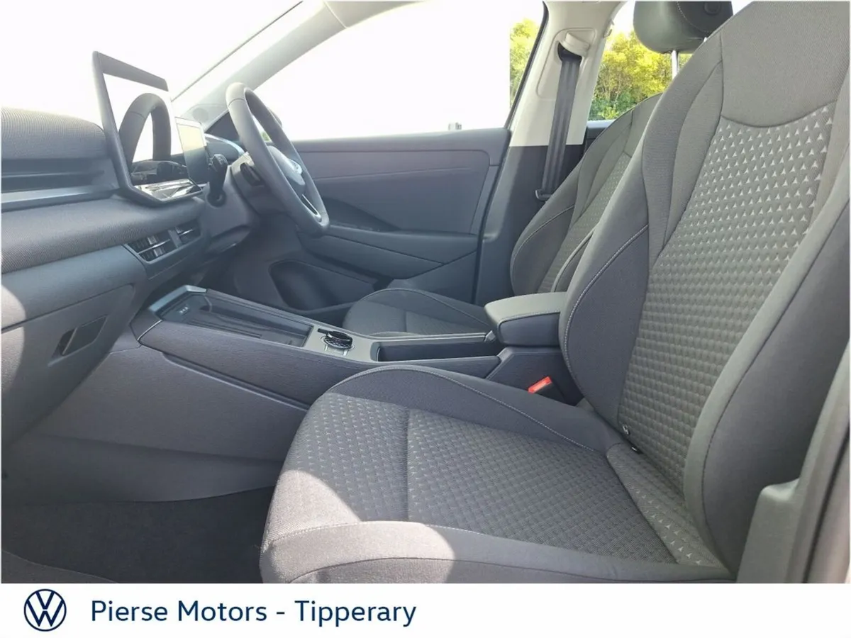 Volkswagen T-Roc LIFE 1.5TSI 116HP MHEV - Image 4