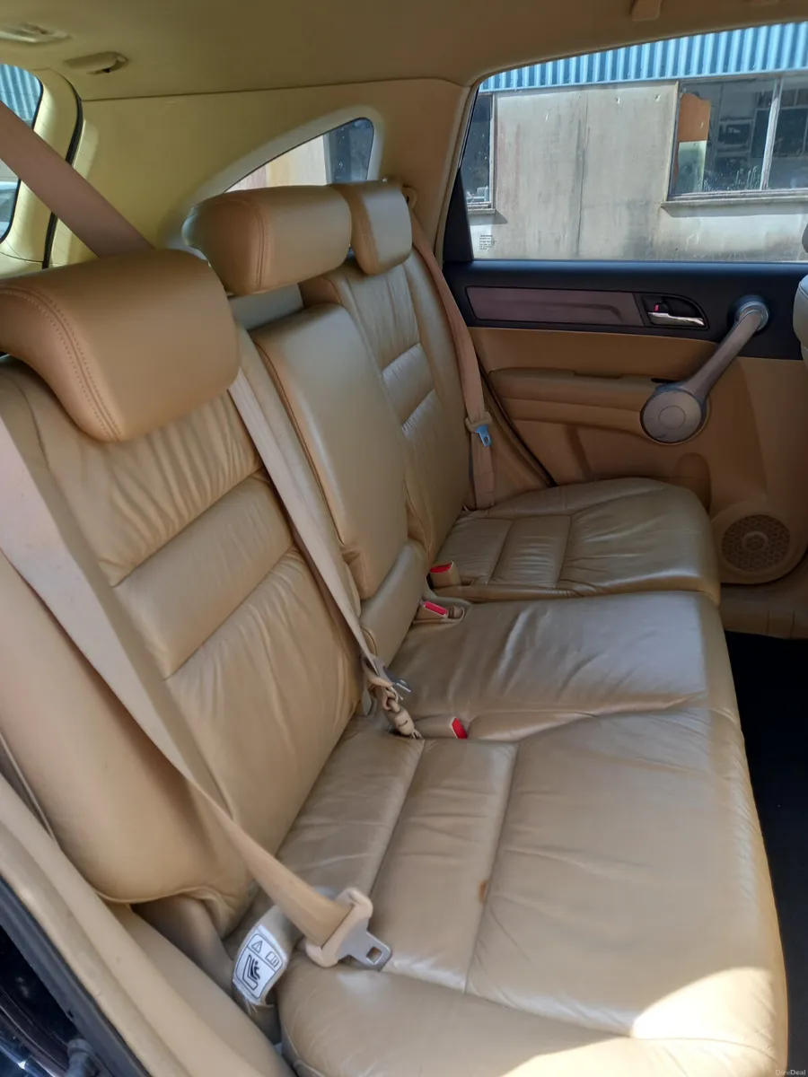 2007 Honda CR-V 2.2 Diesel - Image 3