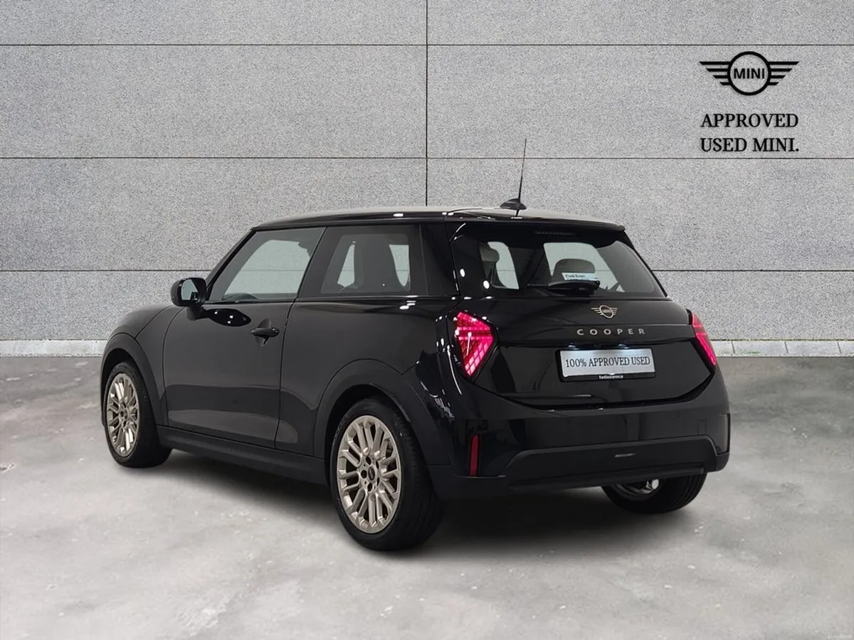 Mini Cooper Cooper C 3 Door - Image 2