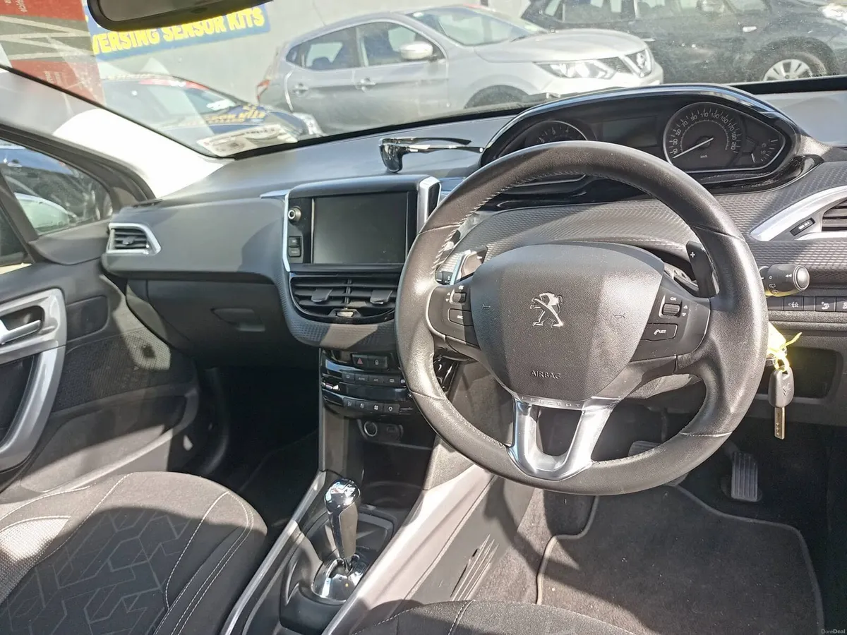 Peugeot 2008, 2017 - Image 3