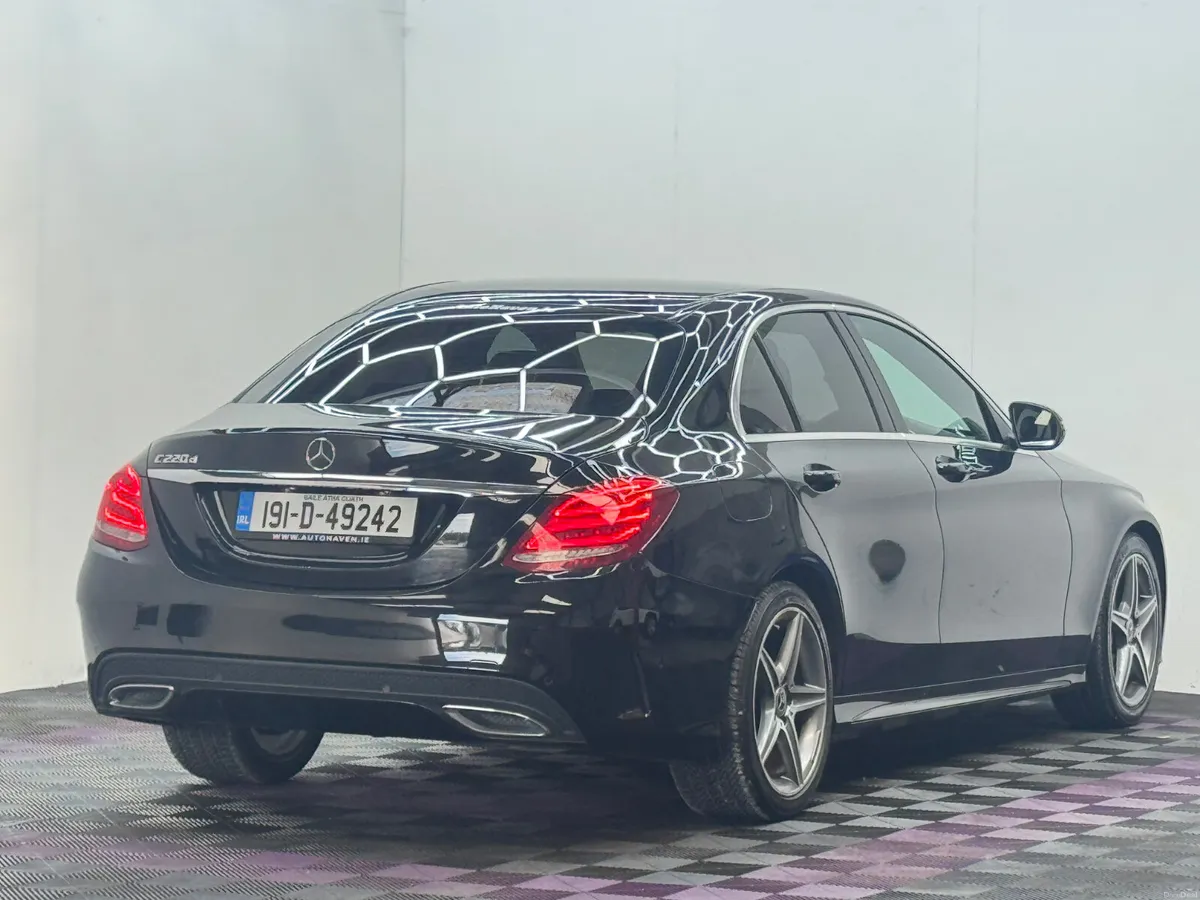 2019’Mercedes-Benz C220D AMG Line, Automatic - Image 6