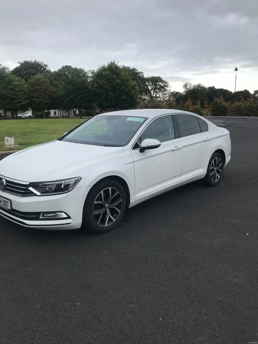 Volkswagen Passat 2017 NCT TILL 3/27 - Image 5