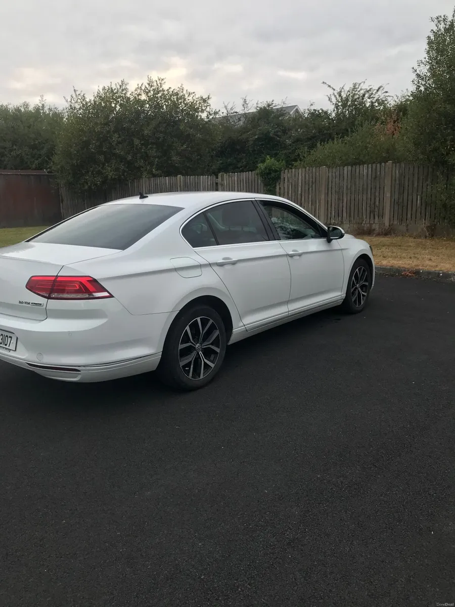 Volkswagen Passat 2017 NCT TILL 3/27 - Image 4