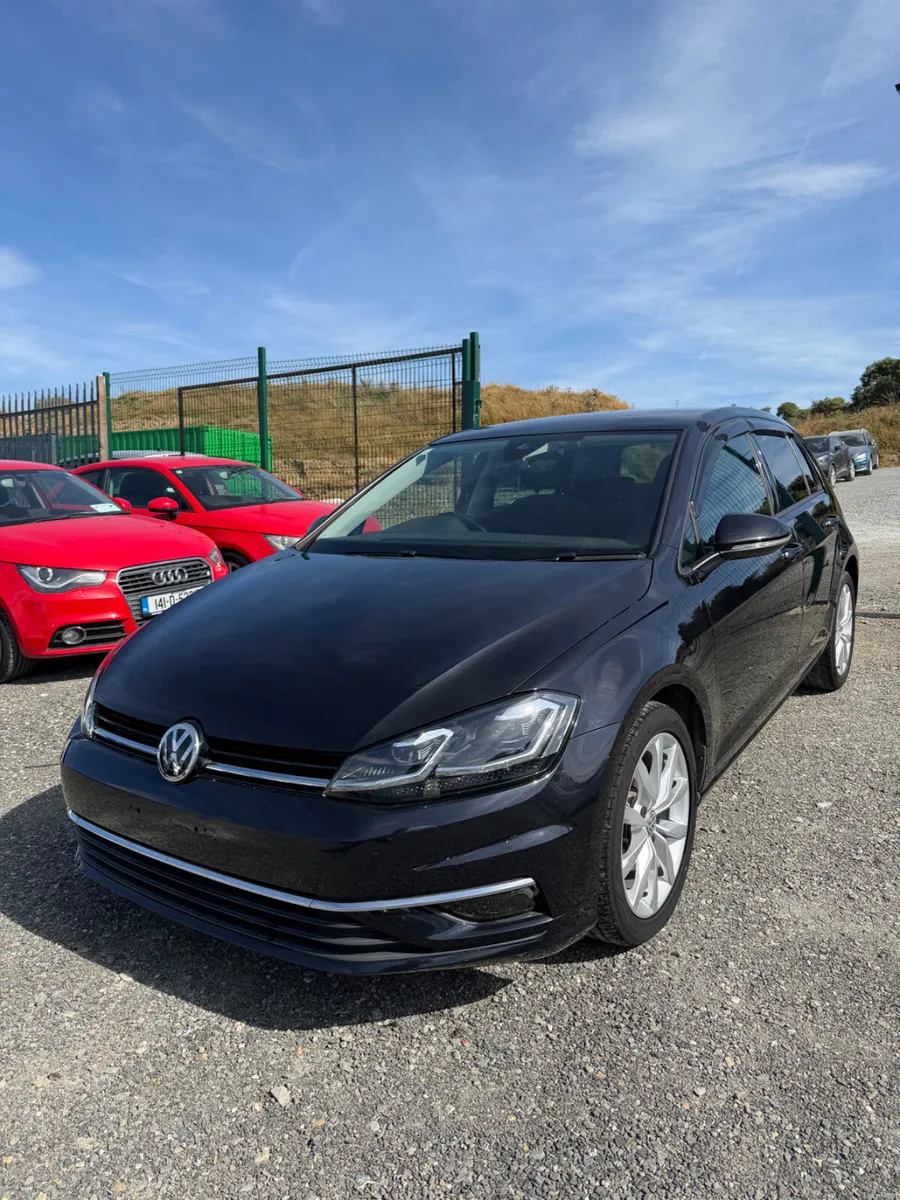 Volkswagen Golf 2019 Black - Image 2