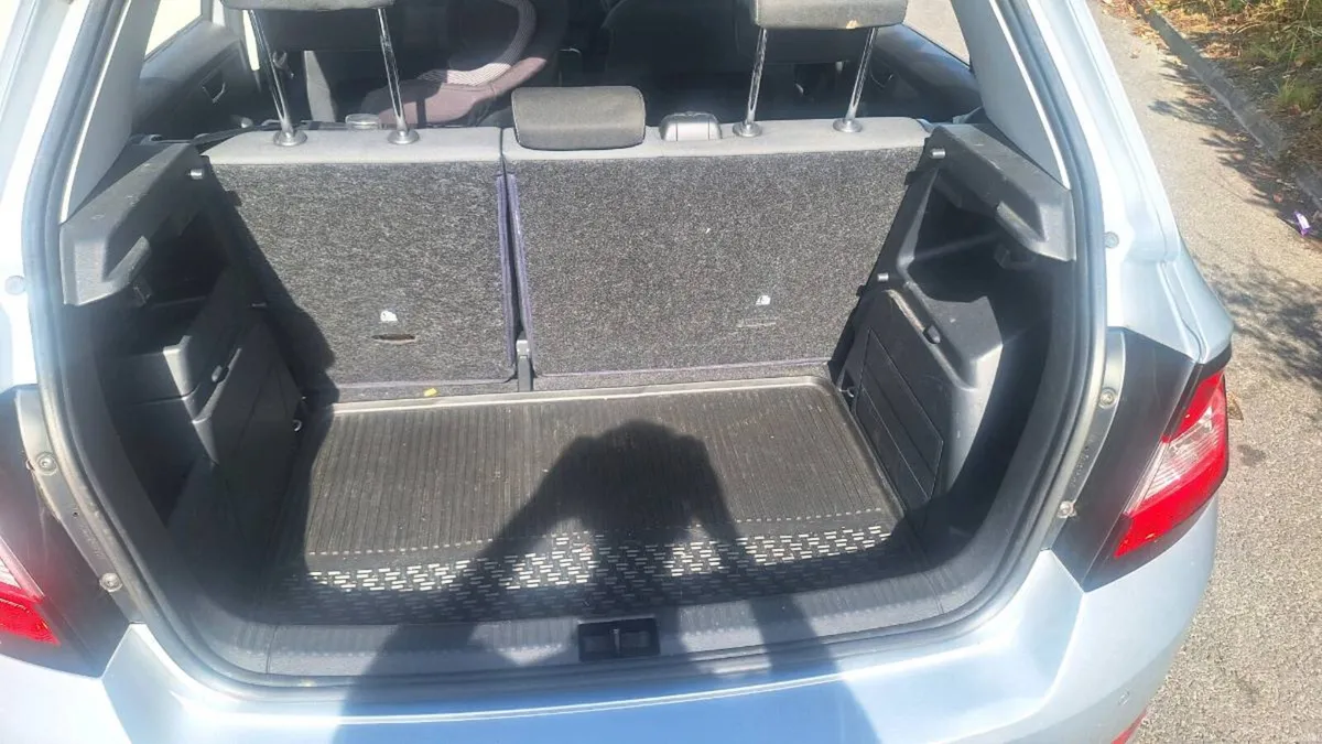Skoda Fabia 1.0L 95HP, low kms - Image 4