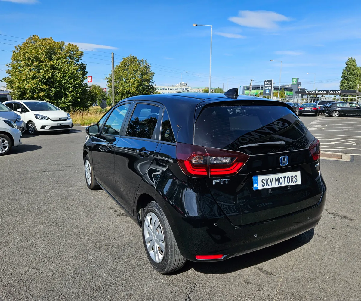 2023 Honda Fit  1.5 Petrol Hybrid,Low KM 33k miles - Image 5