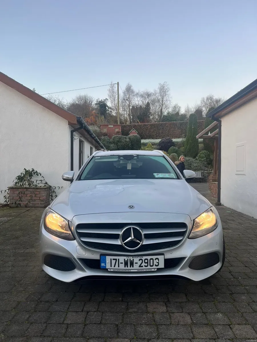 Mercedes C220d - Image 2