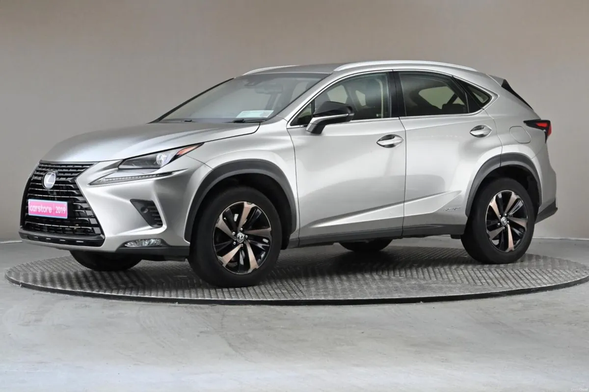 Lexus NX 300h Sport FWD - Image 4