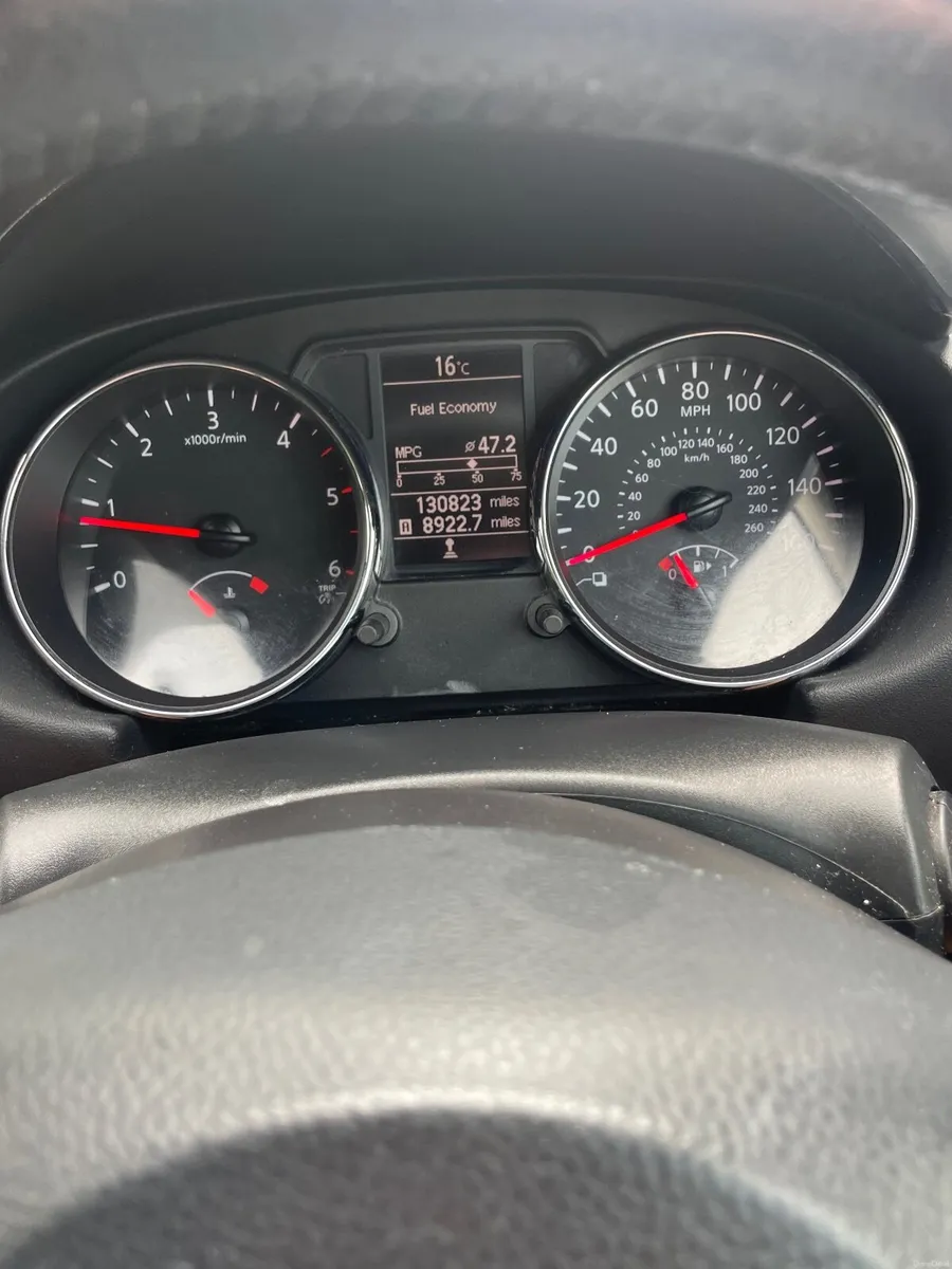 Nissan Qashqai 2013 - Image 2